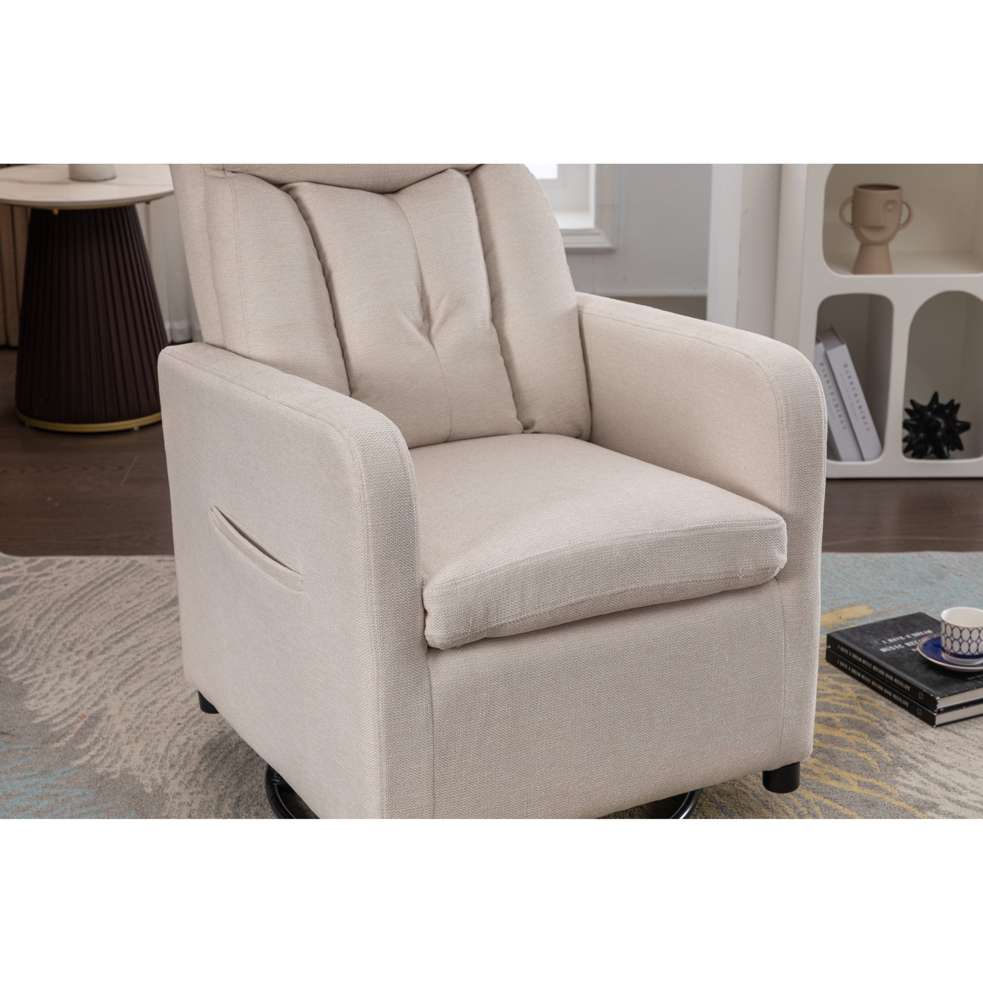 022-Fauteuil basculant pivotant en tissu de lin, modèle Gilder, avec poche.