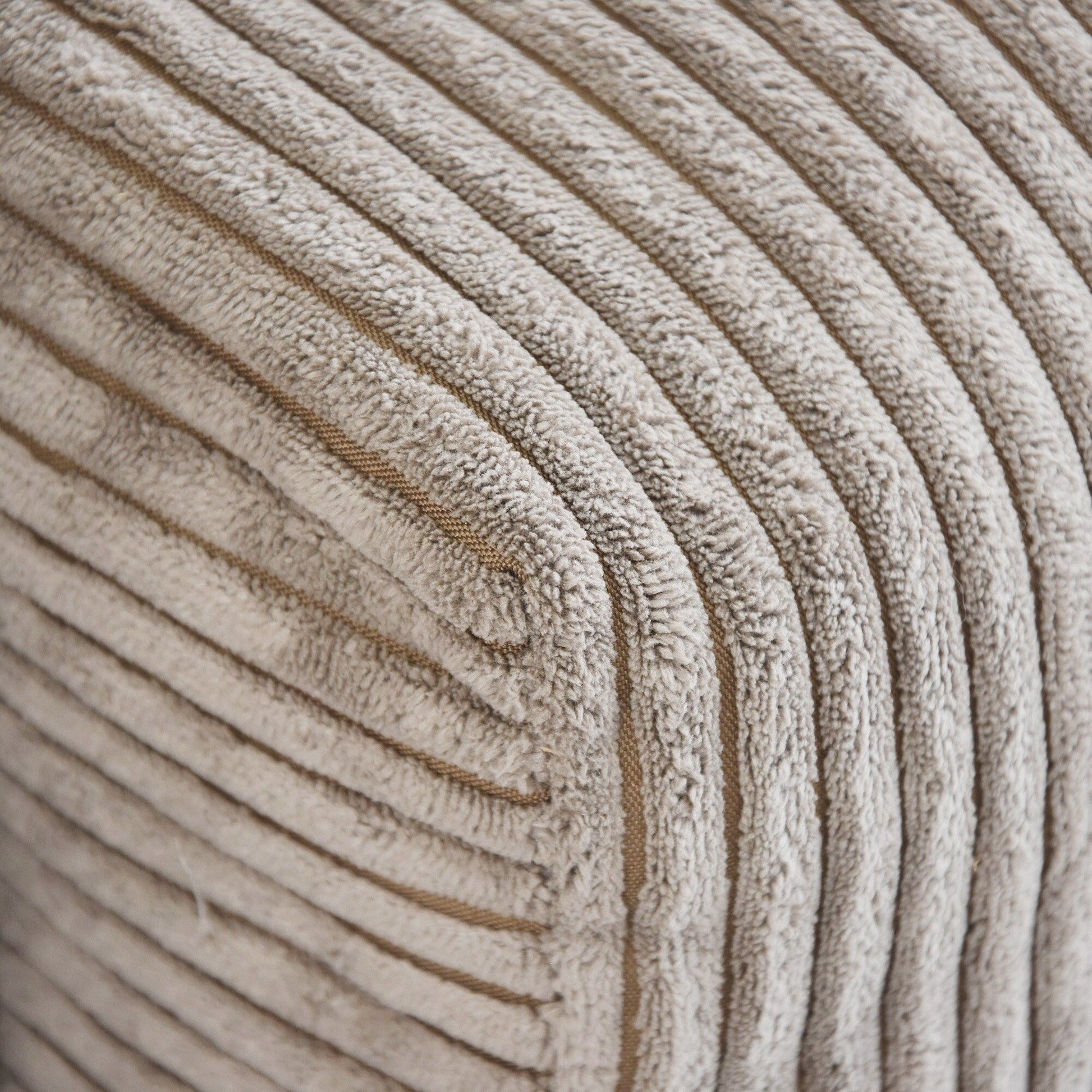 Canapé d'angle contemporain en cordouroy 142, modèle Classic Deep Couch