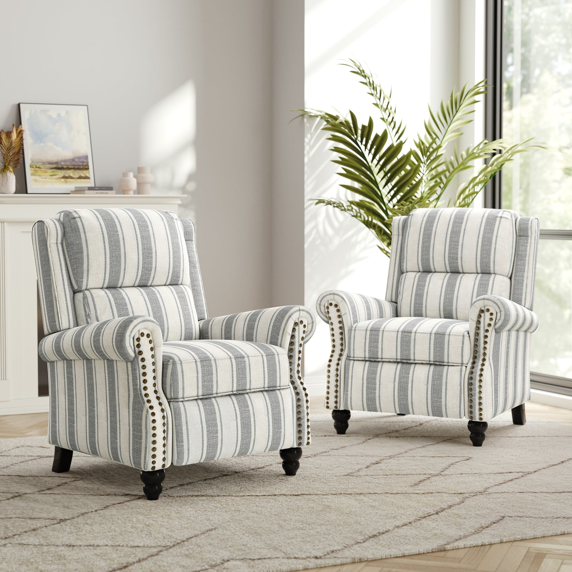 2 chaises inclinables à dossier basculant avec assise rembourrée et tête de clou