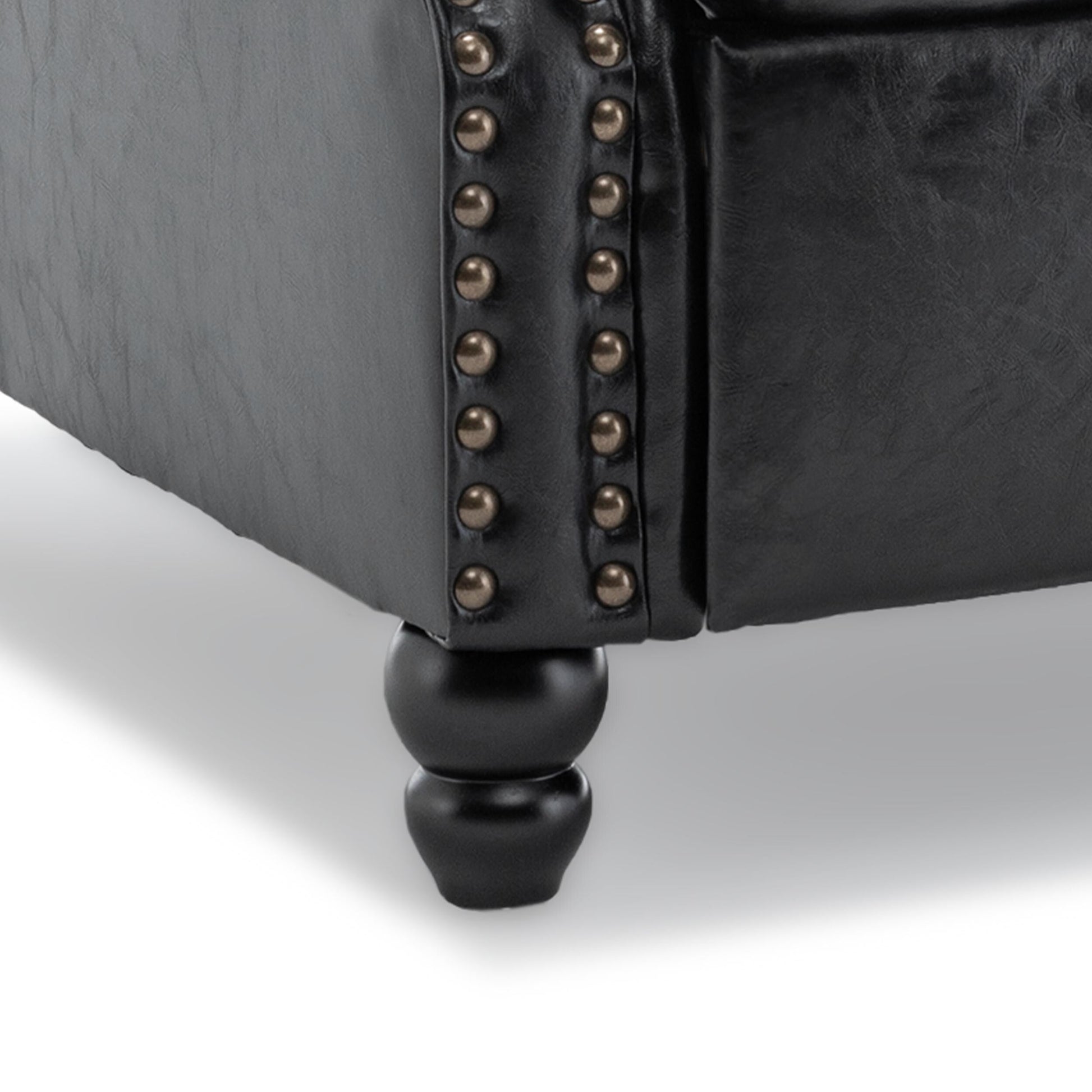 2 chaises inclinables à dossier basculant avec assise rembourrée et tête de clou