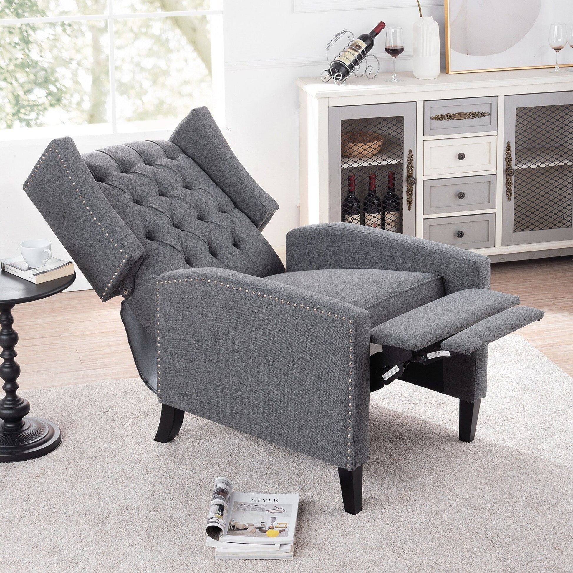 Fauteuil inclinable manuel à accoudoirs de 69 cm de large