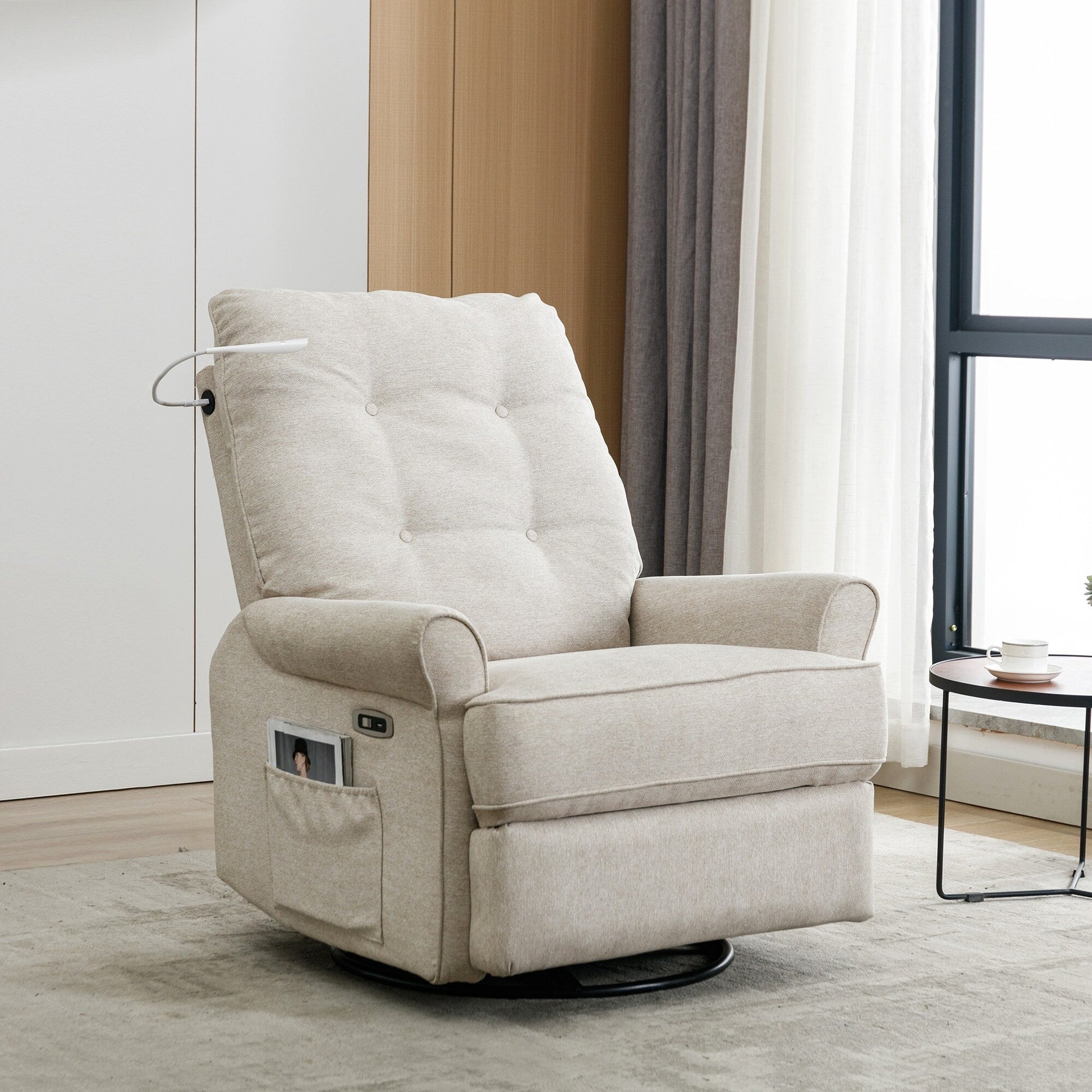 Fauteuil inclinable pivotant à 270° avec ports USB, lampe tactile, rangement latéral et base oscillante.