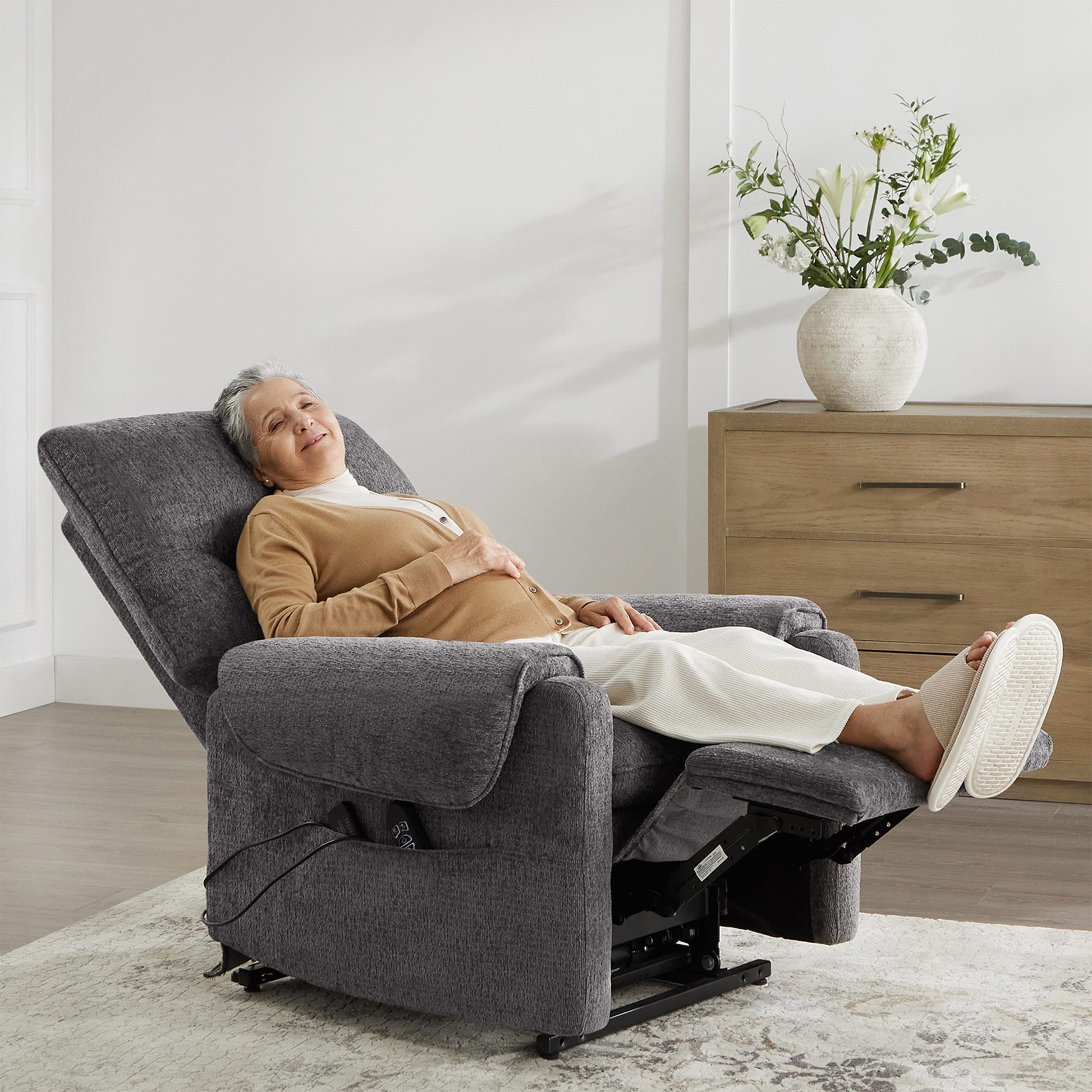 Fauteuil inclinable à levage électrique 30 pouces, gris acier, chenille