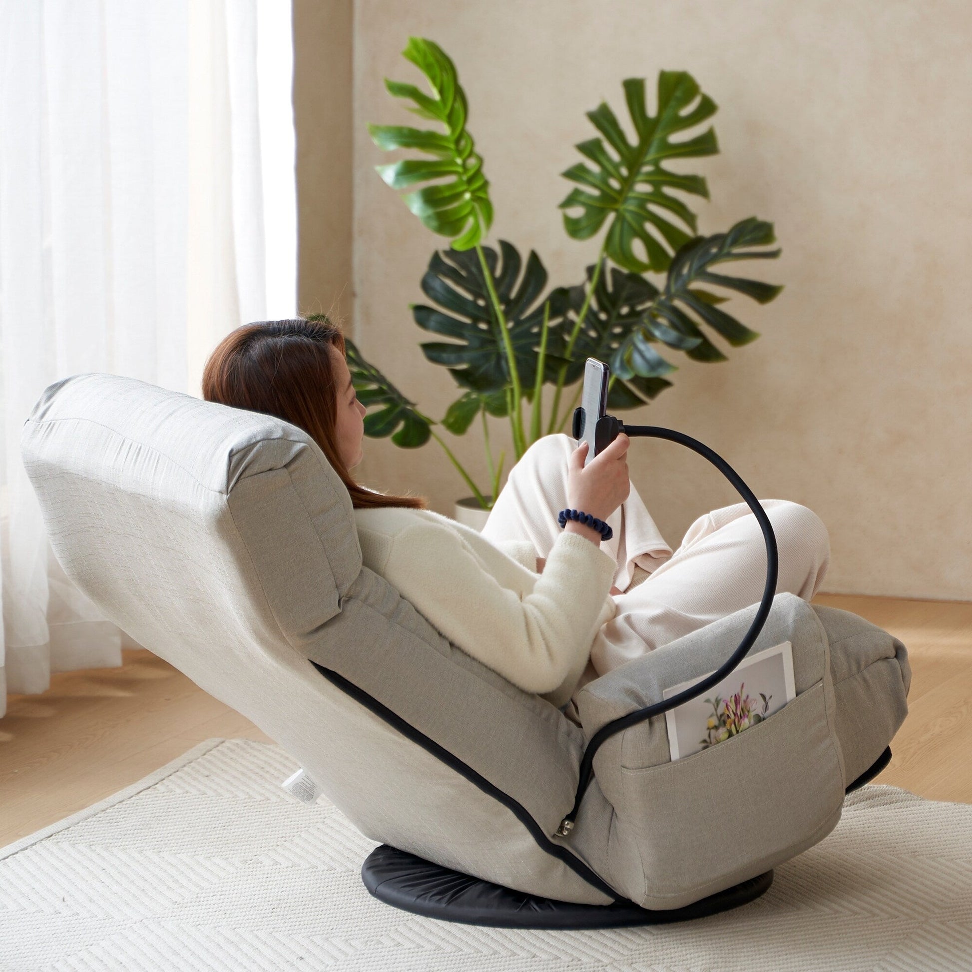 Fauteuil pivotant à 360 degrés, chaise de salon réglable, chaise de jeu pliable et inclinable avec porte-téléphone.
