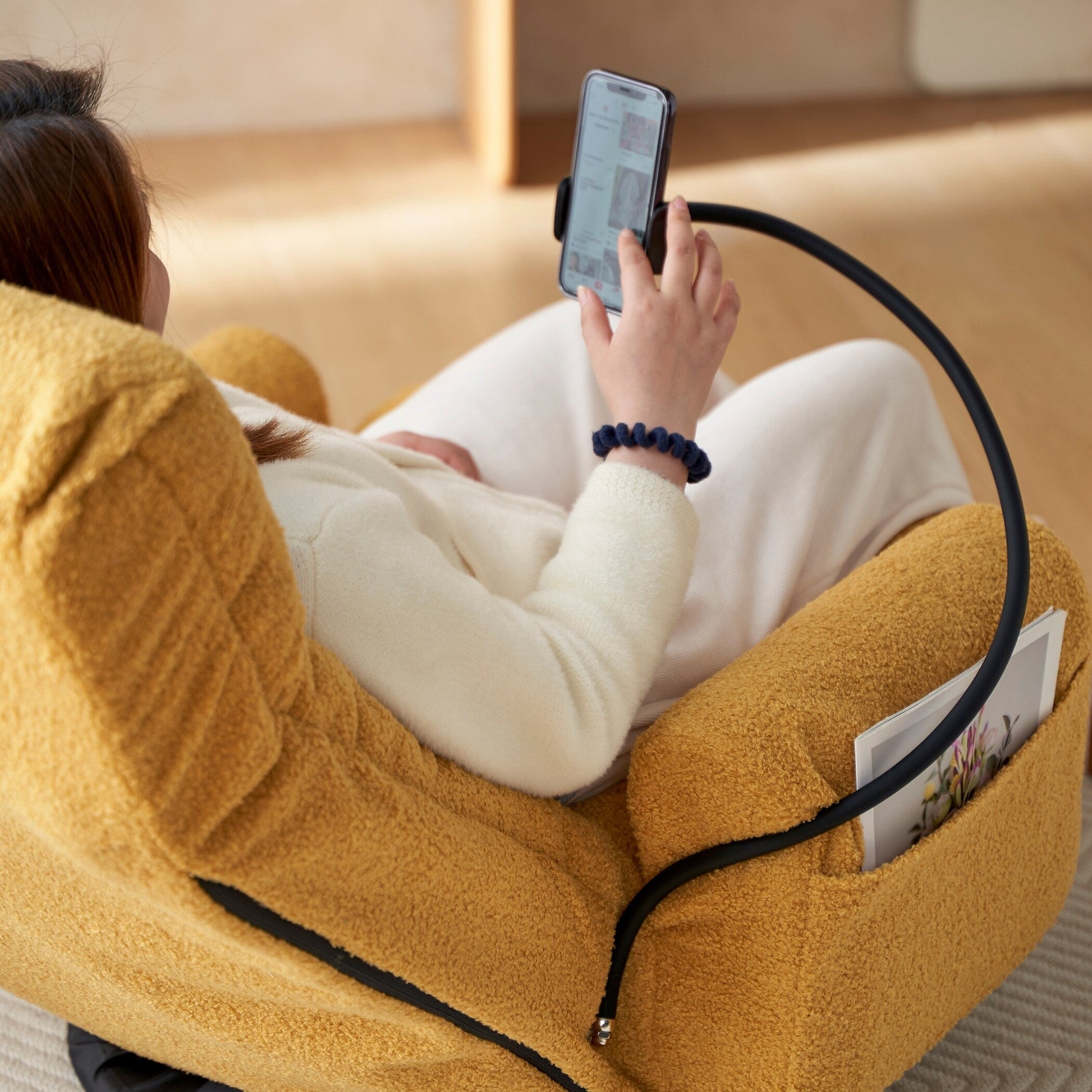 Fauteuil pivotant à 360 degrés, chaise de salon réglable, chaise de jeu pliable et inclinable avec porte-téléphone.