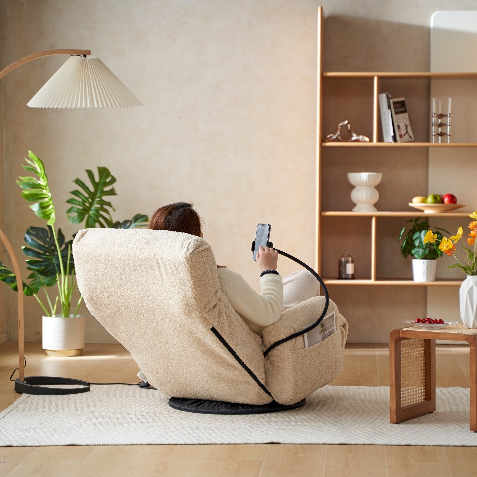Fauteuil pivotant à 360 degrés, chaise de salon réglable, chaise de jeu pliable et inclinable avec porte-téléphone.