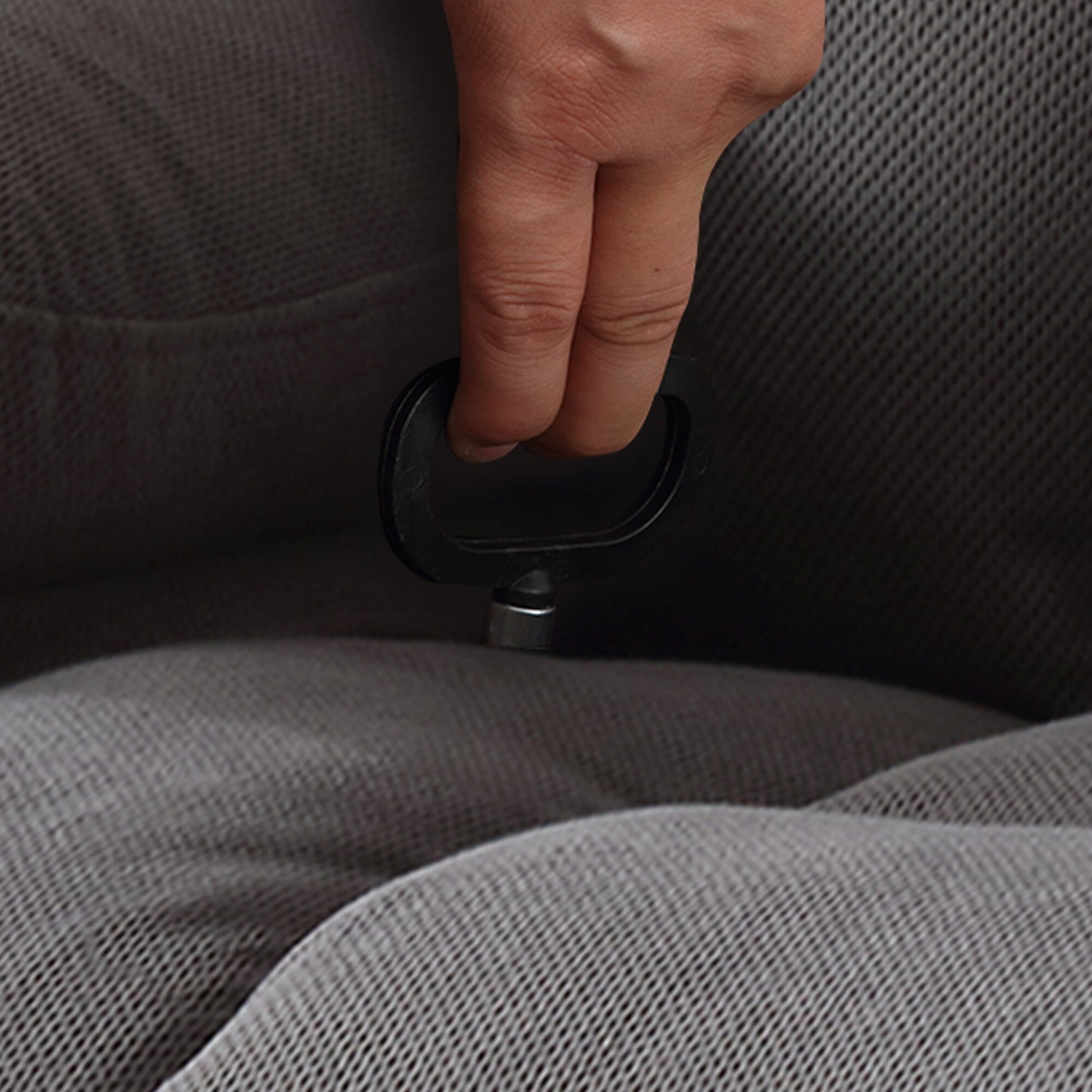 Fauteuil inclinable chauffant et massant pivotant à 360°, avec prise USB, porte-gobelets, rangement latéral et revêtement en polaire moelleux.