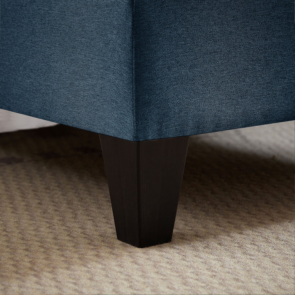 Canapé d'angle en forme de U avec 4 places et méridienne double pour salon.