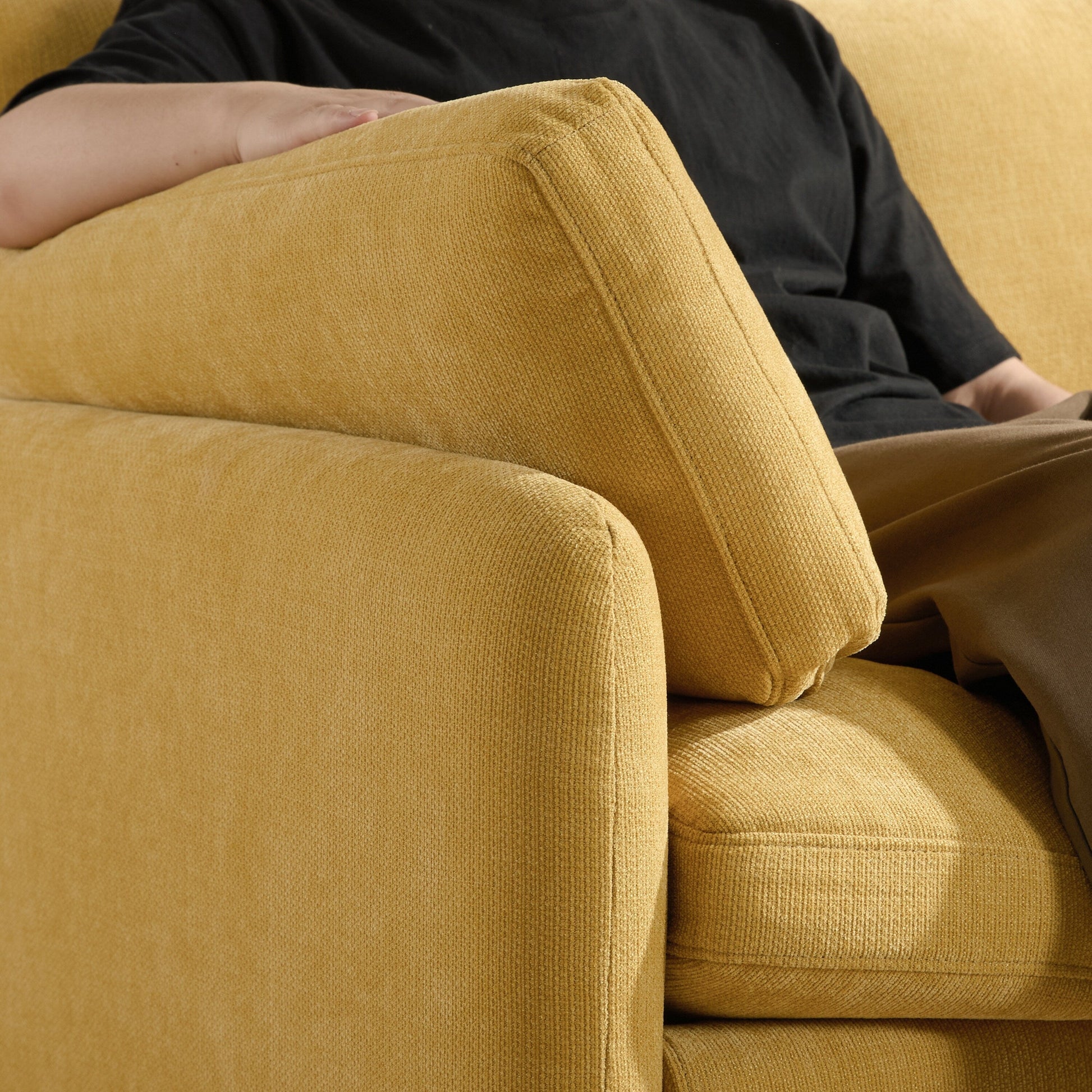 Fauteuil de salon en chenille surdimensionné - Fauteuil à dossier haut et assise profonde avec motif à blocs de couleur et coussins décoratifs