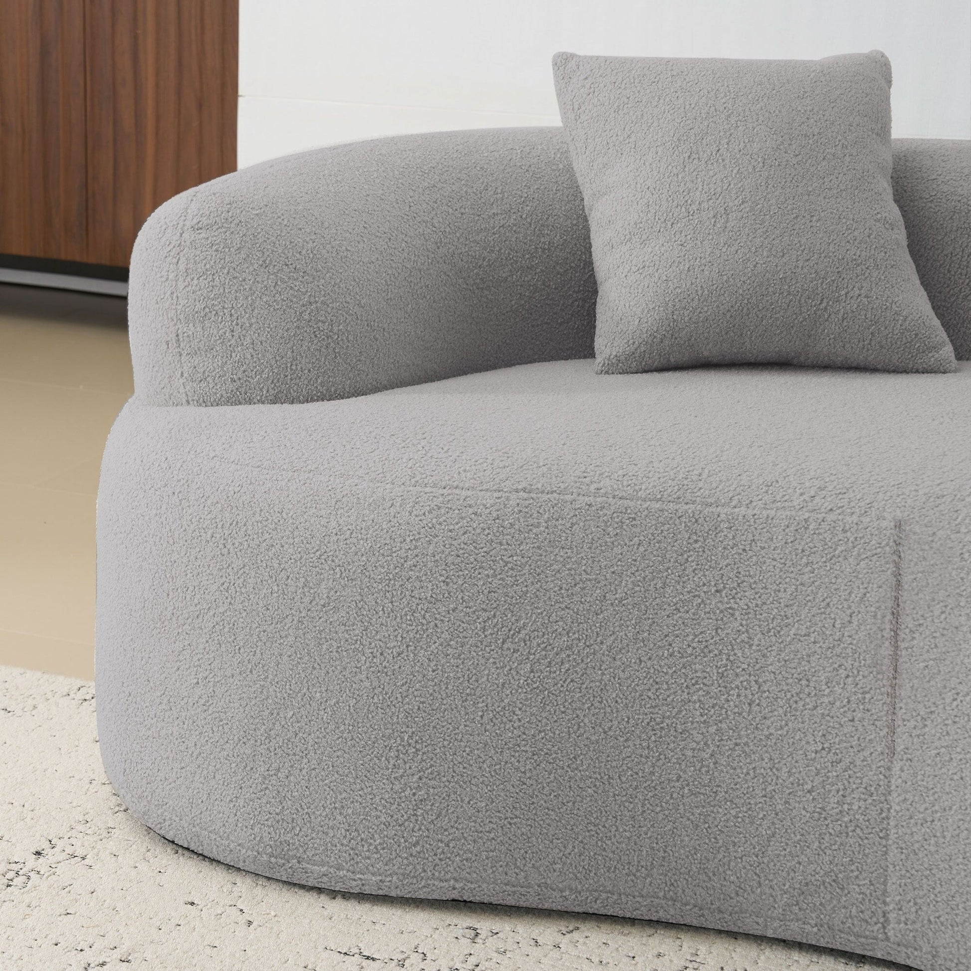 Canapé Loveseat incurvé de 66,93 pouces, gris, en mousse à compression complète, tissu velours Teddy, canapé compact prêt à poser.