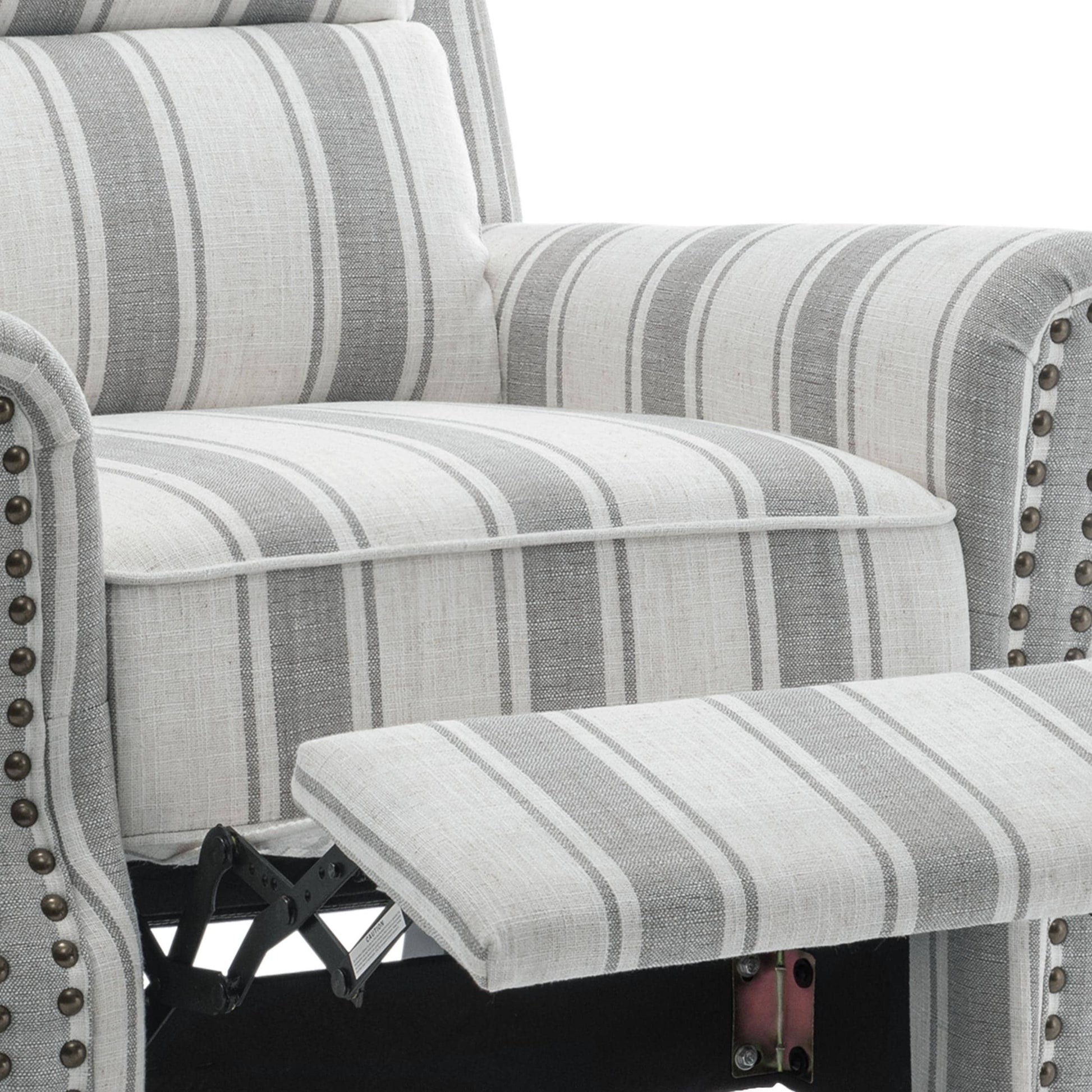 2 chaises inclinables à commande manuelle avec garniture à clous cloutés