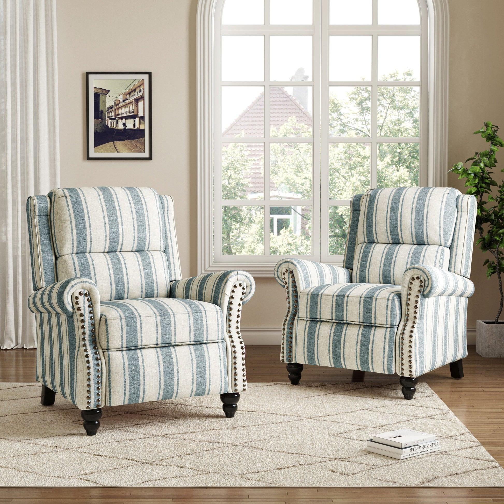 2 chaises inclinables à commande manuelle avec garniture à clous cloutés